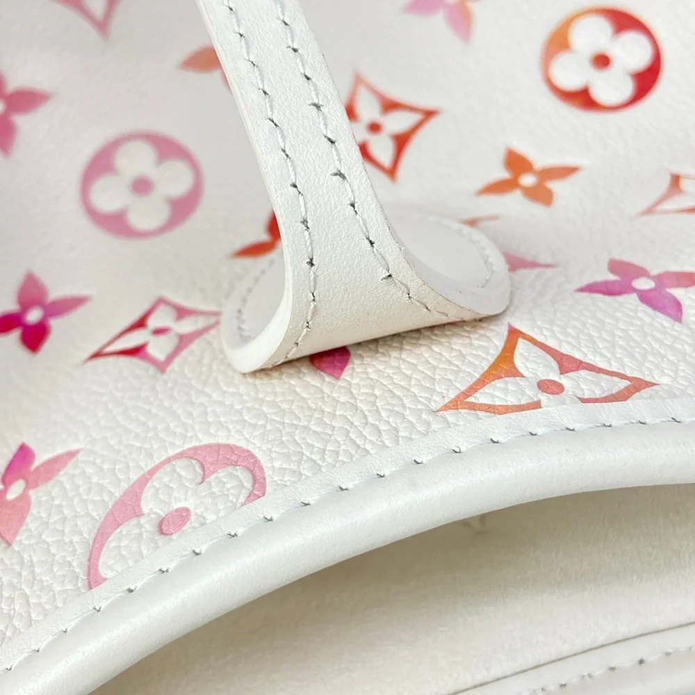 Louis Vuitton Neverfull MM Monogram Empreinte Tote Bag M47080